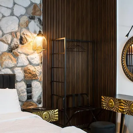 The Stone Forest Pensión