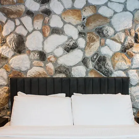 Pensión The Stone Forest