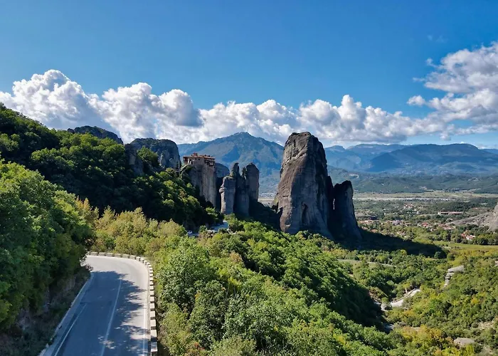Πανσιόν The Stone Forest