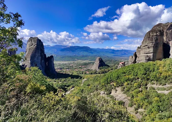 Πανσιόν The Stone Forest