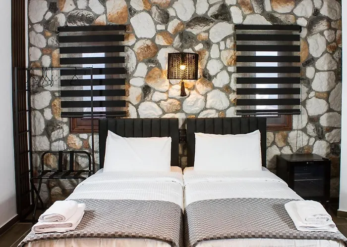 The Stone Forest 3* Καλαμπάκα